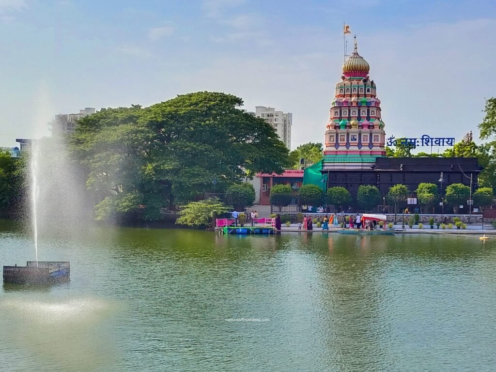 वाघ्रेश्वर मंदिर